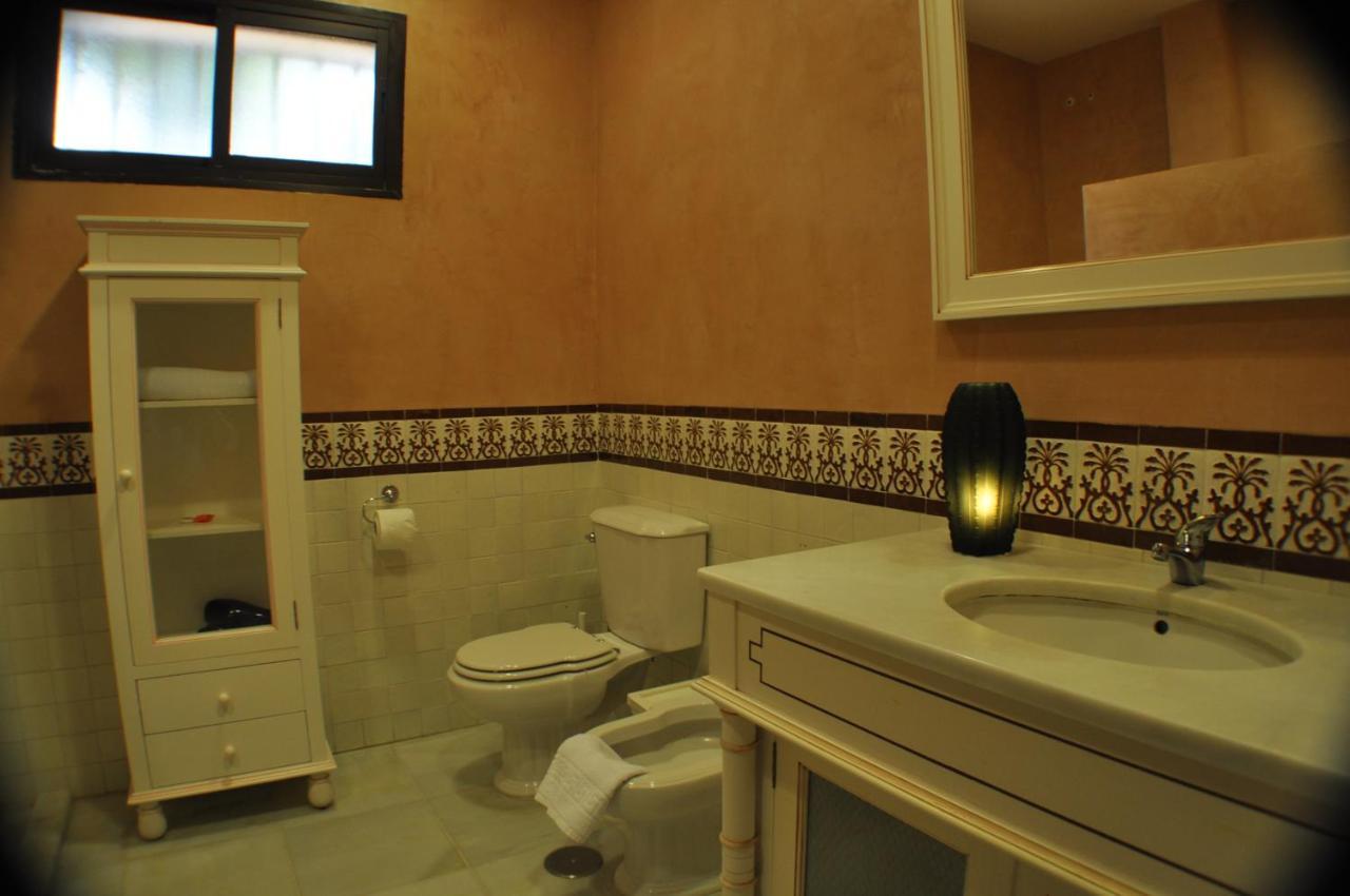 Cortijo La Amazona Villa Seville Ngoại thất bức ảnh